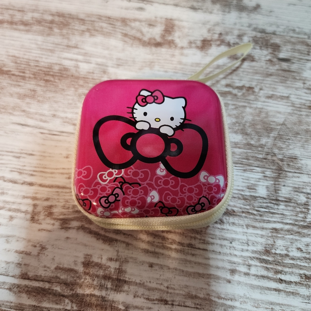 Hello Kitty Storage Box